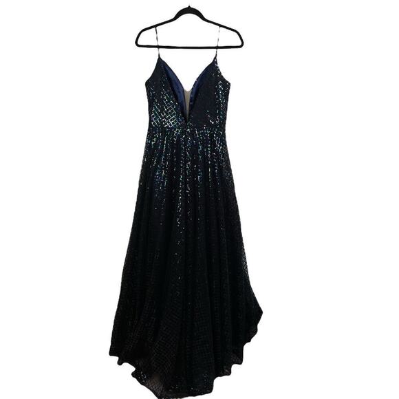 Mac Duggal Plunging Neckline Sequin Long Party Dress Black Iridescent Size 4 - Picture 3 of 13
